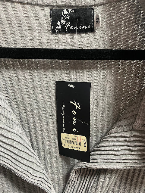 Fenini Von Maur Button Up Shirt