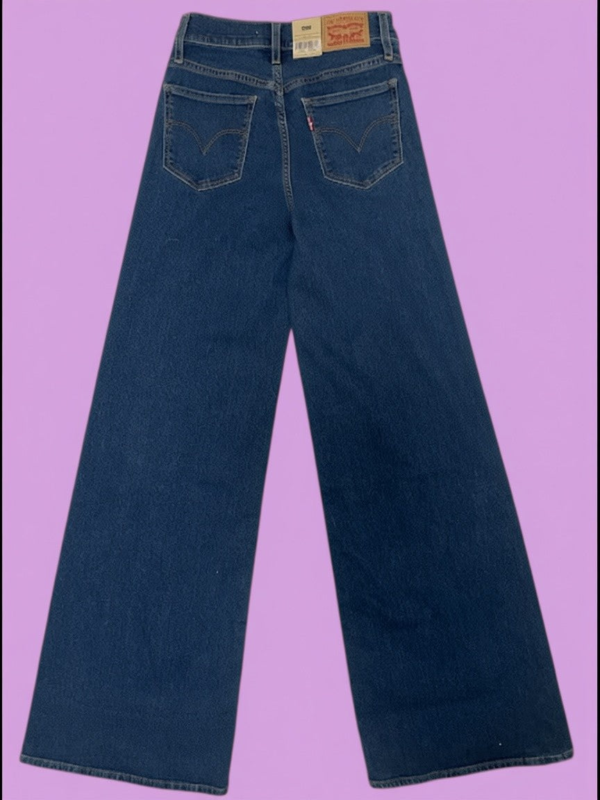 Levis 318 Shaping Wide Leg