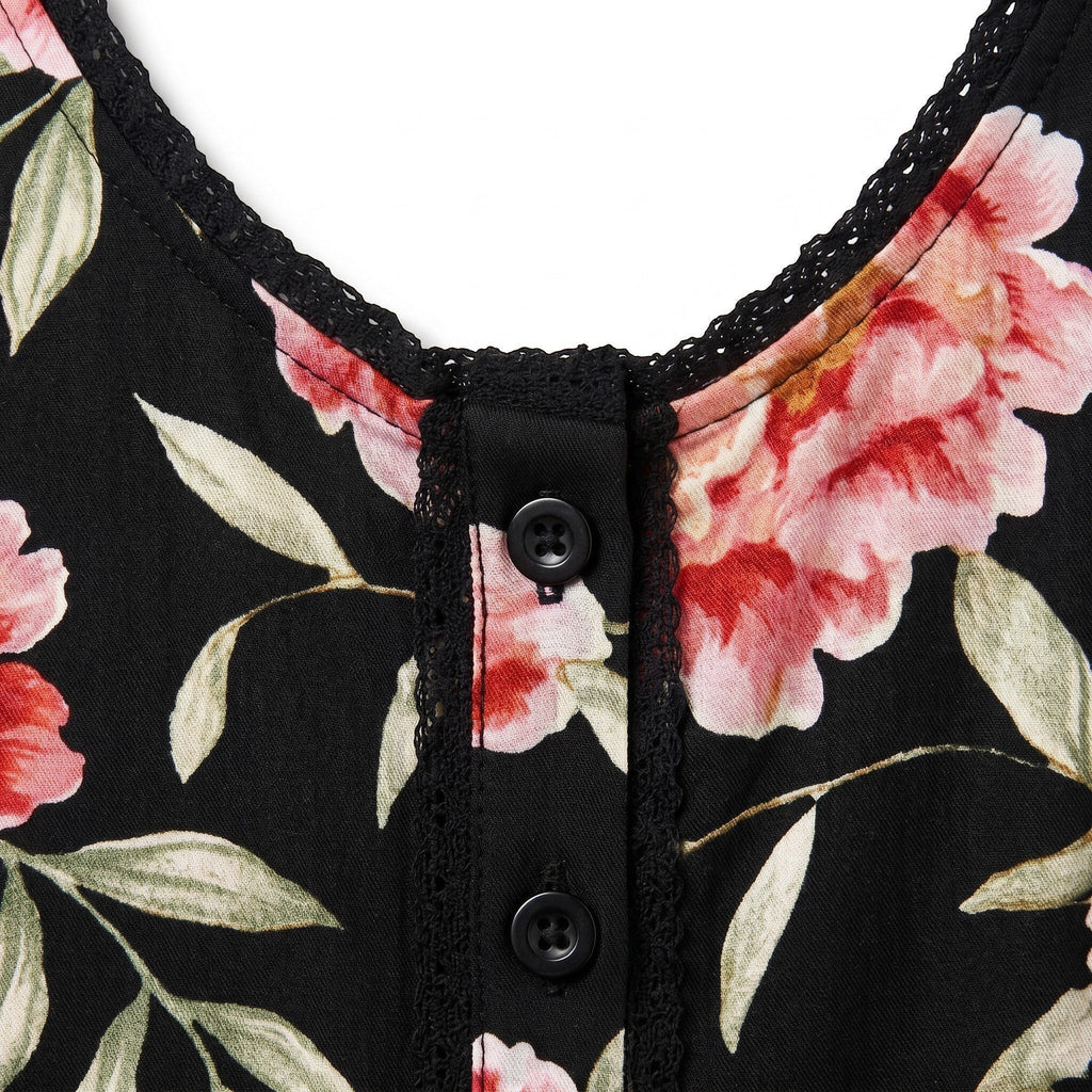 Somethinguluv3 floral print sleeveless peplum tank top with black lace trim and button-down detail